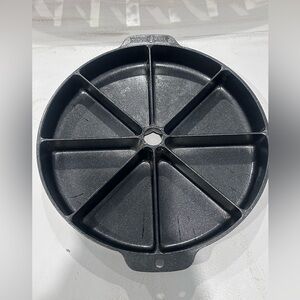 Nordic Ware Black 8-Section Skillet Divider